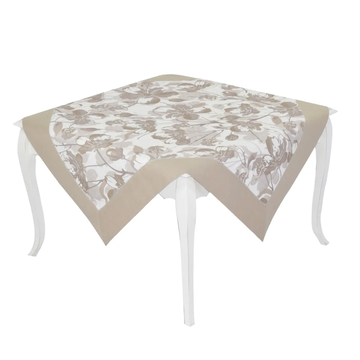 centrotavola_in_lino_e_co_2.webp Centrotavola in lino e cotone con stampa floreale ed orlo a giorno