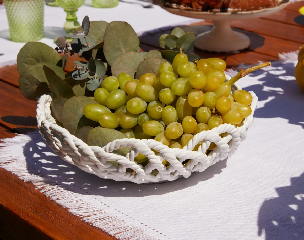 cestinopiatto_porcellana__0-1.webp Cestino/Piatto Porcellana lavorato ad intreccio vimini