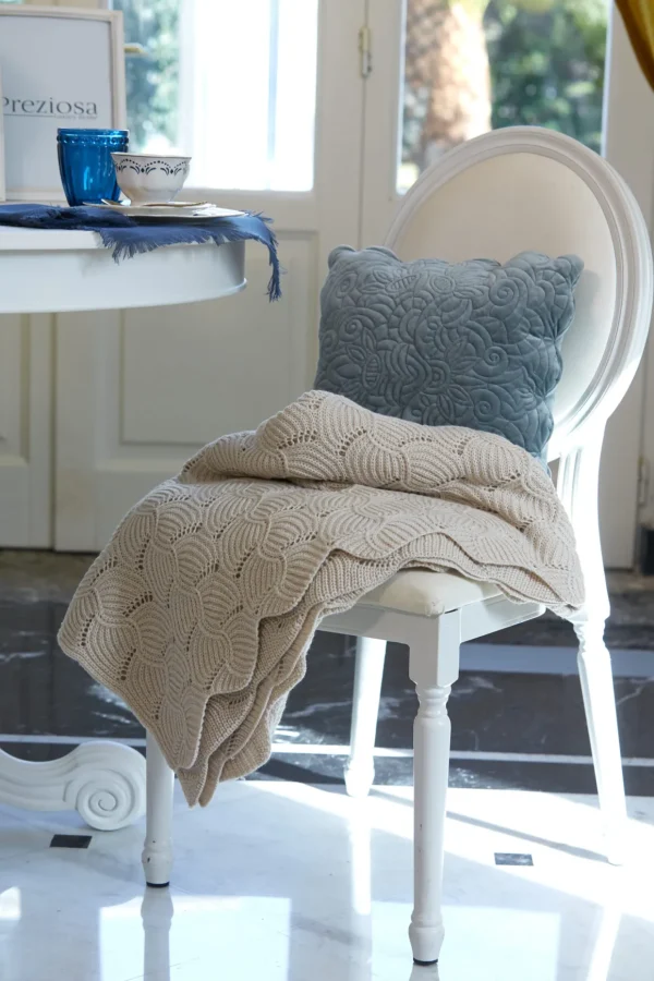 Coperta in maglia 700 grammi con design RETROu2019 colore naturalernrndimensione 130x160