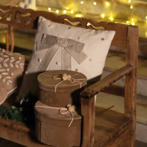 Copricuscino in cotone con ricamo