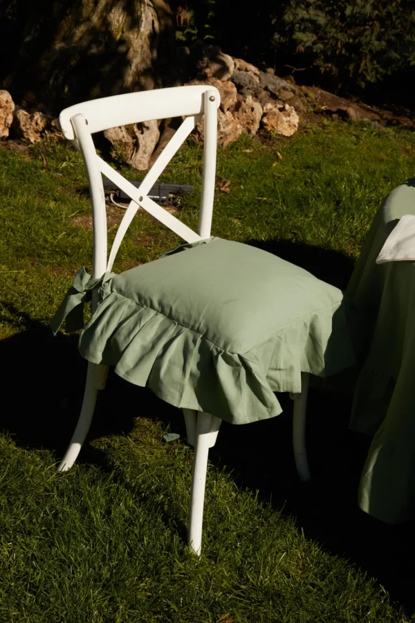 Coprisedia 40x40 panama tinta unita con grande frill disponibile in 12 varianti colore