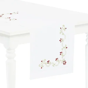 Runner con decoro ricamato impreziosito da pietre cucite a mano e orlo a giorno