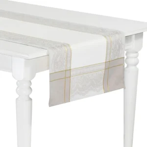 Runner jacquard piazzato con filato lurex disponibile in 2 varianti colore