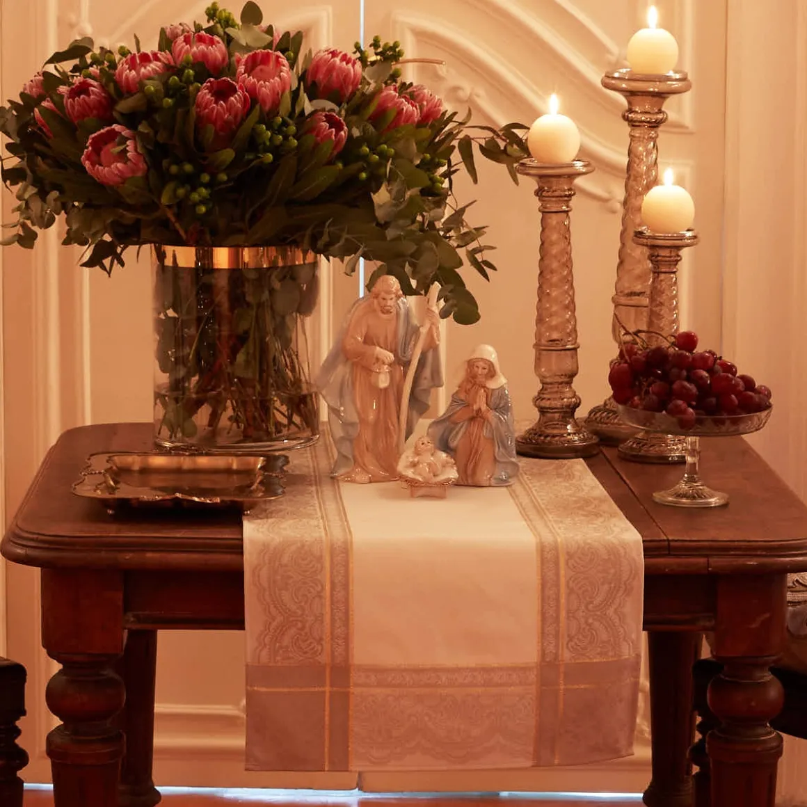 runner_jacquard_piazzato__2.webp Runner jacquard piazzato con filato lurex disponibile in 2 varianti colore