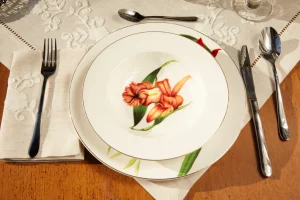 Set 4 pezzi posate in acciaio inox con finitura argento