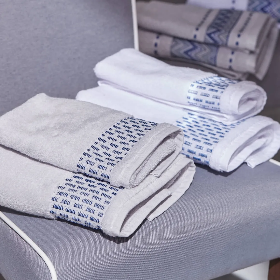 set_asciugamani__cotone_n_7-1.webp SET ASCIUGAMANI 100% COTONE NUA COTTON IN 6 VARIANTI DI COLORE