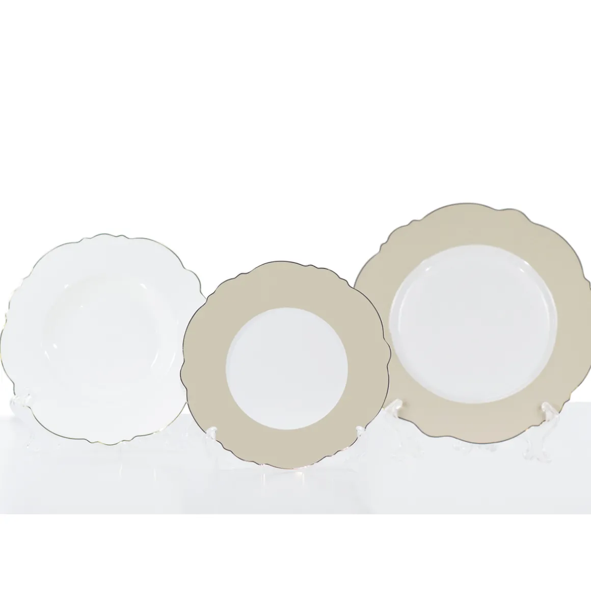 set_piatti_porcellana_new_1.webp Set Piatti Porcellana New Bone China bianco e naturale con profilo oro