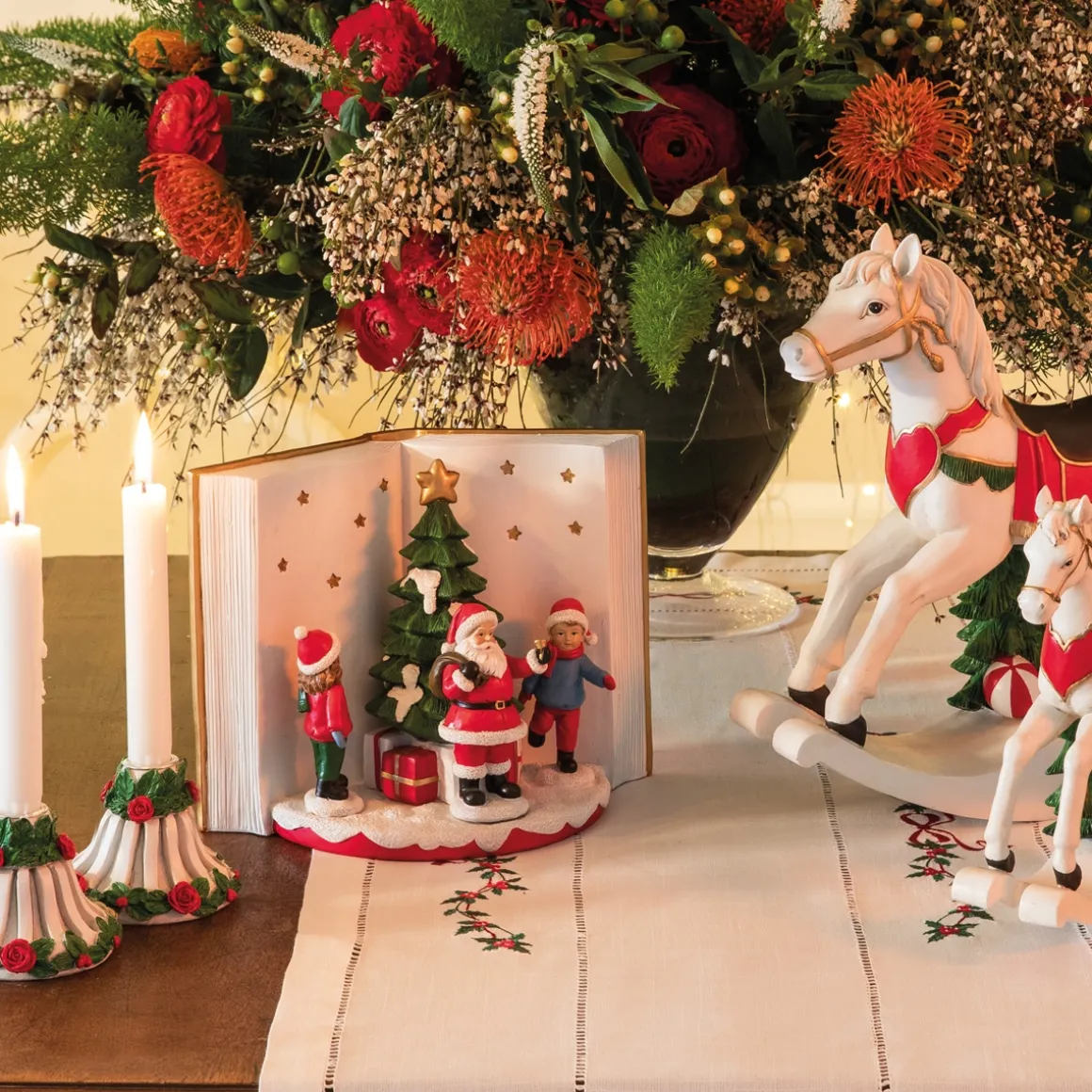 statuina_decorativa_libro_1.webp Statuina decorativa libro stellato