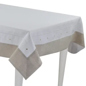 Tovaglia in lino con ricamo punto a giorno e fascia