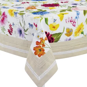 Tovaglia in panama con stampa digitale all over,bordo applicato, plissu00e9 e tramezzo, lavorata a mano.