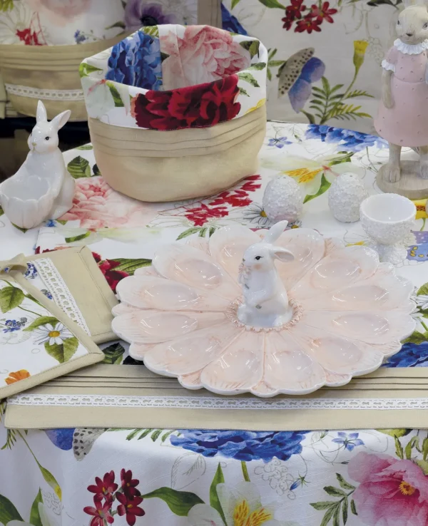 Vassoio decorativo in porcellana sfumato rosa a forma di fiore con coniglietta centrale